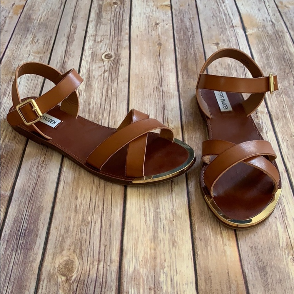 Steve Madden Faux Leather with Gold Toe Sandal